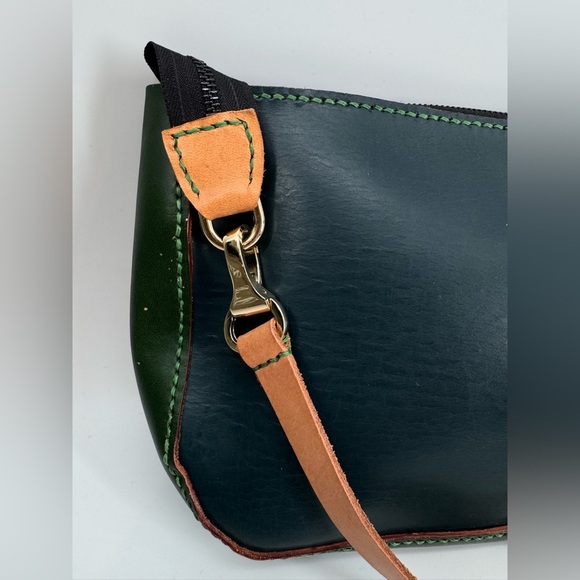 Hand Made Vintage Green Leather Shoulder Bag - Picture 2 of 4